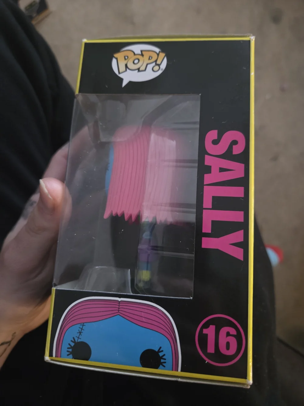 Funko Pop! Disney Sally #16 Vinyl Figure - Blue & Pink - Picture 6 of 6